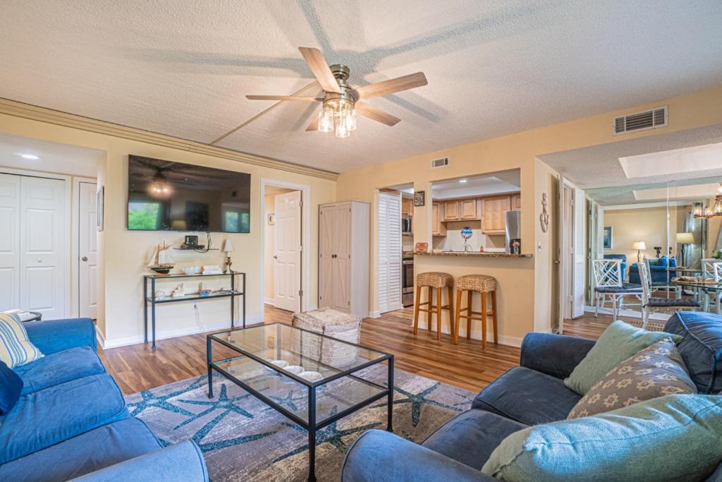 1686 Bluff Villas Renovated Sleeps 8 Walk To Salty Dog Sea Pines Hilton Head Island Eksteriør bilde